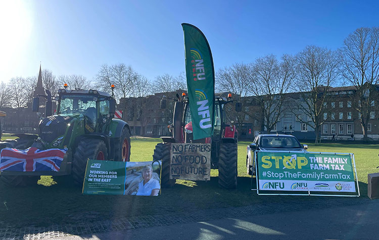 farmers-protest-Cambridge